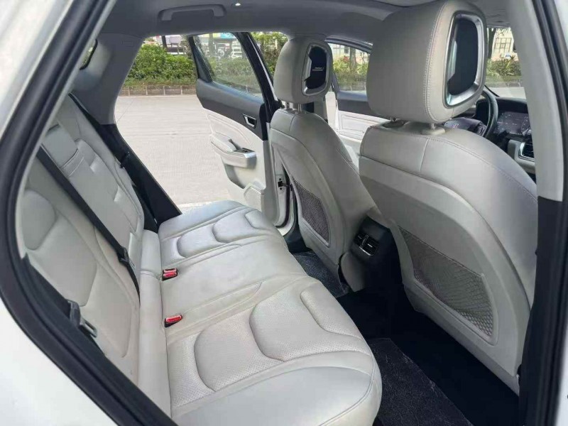 衡阳21年红旗HS36