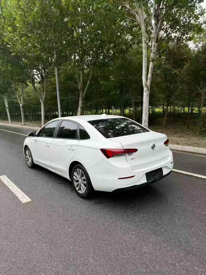 徐州20年别克英朗8