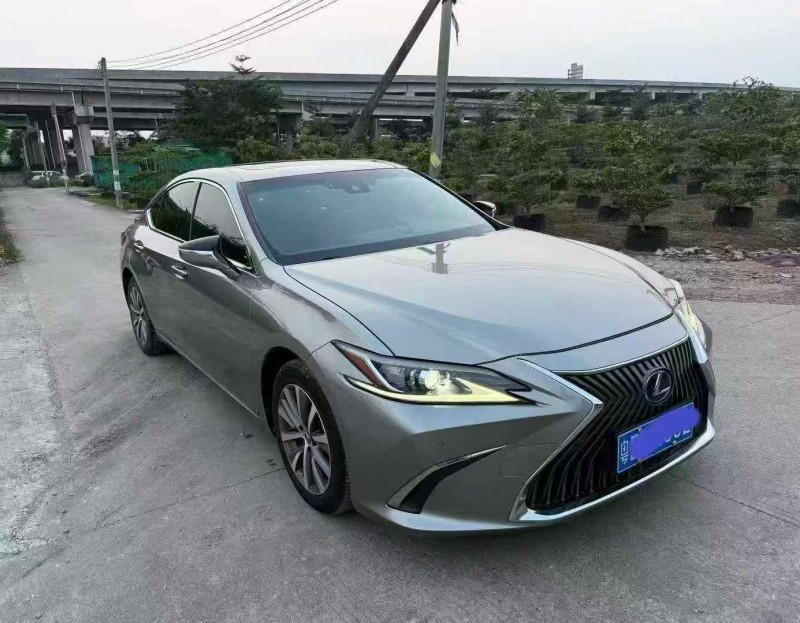 珠海20年雷克萨斯ES2