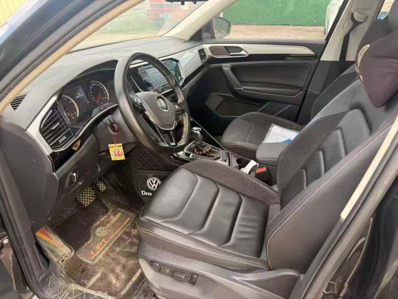 珠海20年大众探岳9