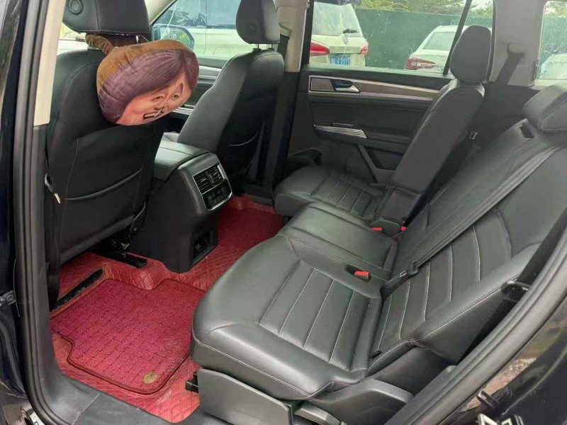 珠海19年大众途昂6