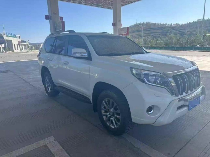 宝鸡16年丰田普拉多3