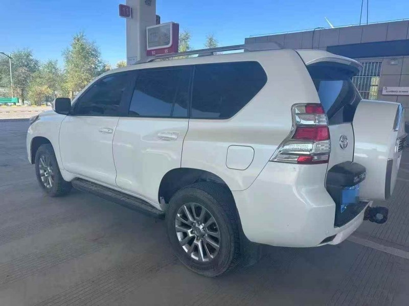 宝鸡16年丰田普拉多7