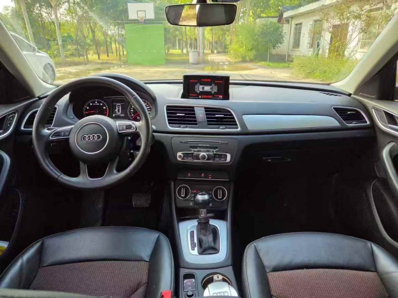 开封18年奥迪Q36