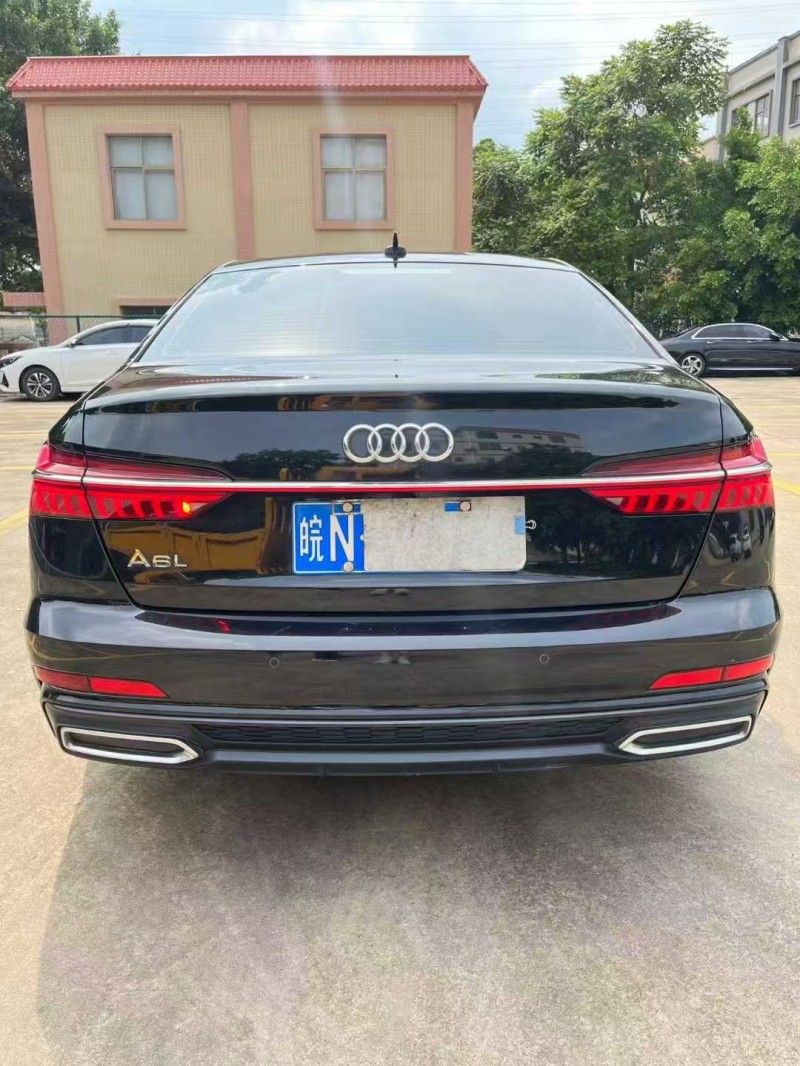 中山22年奥迪A6L9