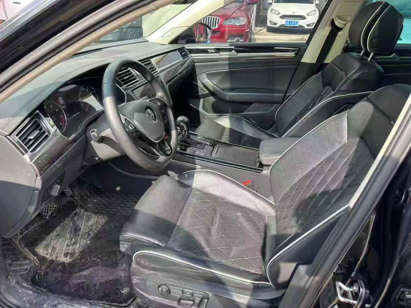 淄博18年大众辉昂5