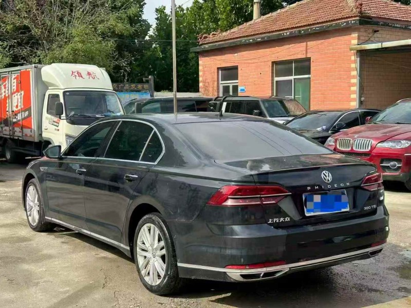 淄博18年大众辉昂9