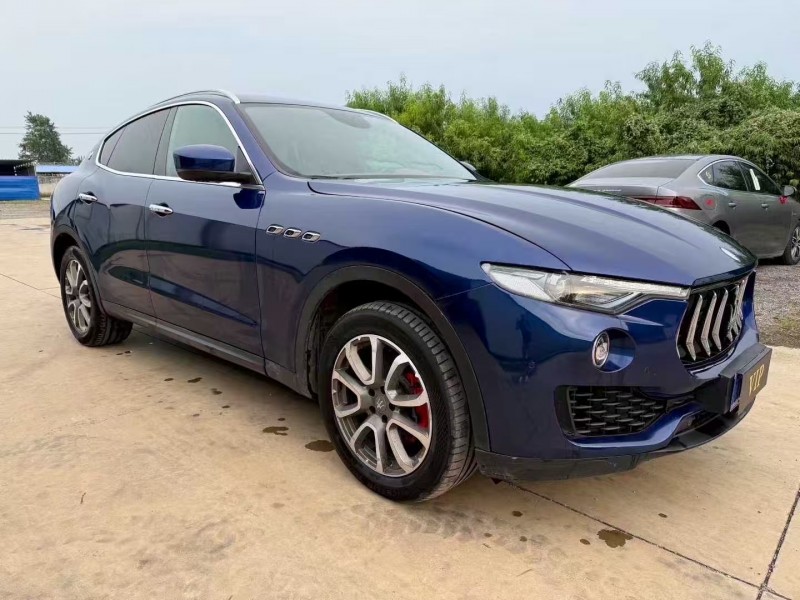 威海17年玛莎拉蒂Levante3