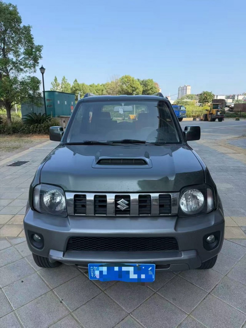 南昌17年铃木吉姆尼1
