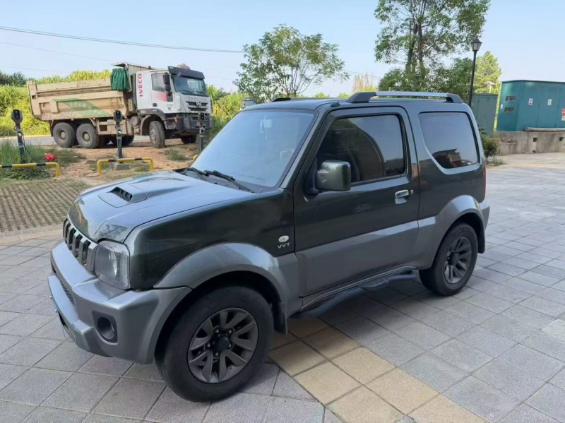 南昌17年铃木吉姆尼2