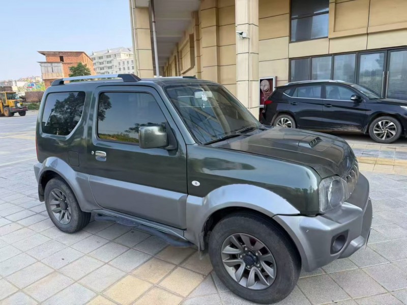 南昌17年铃木吉姆尼3