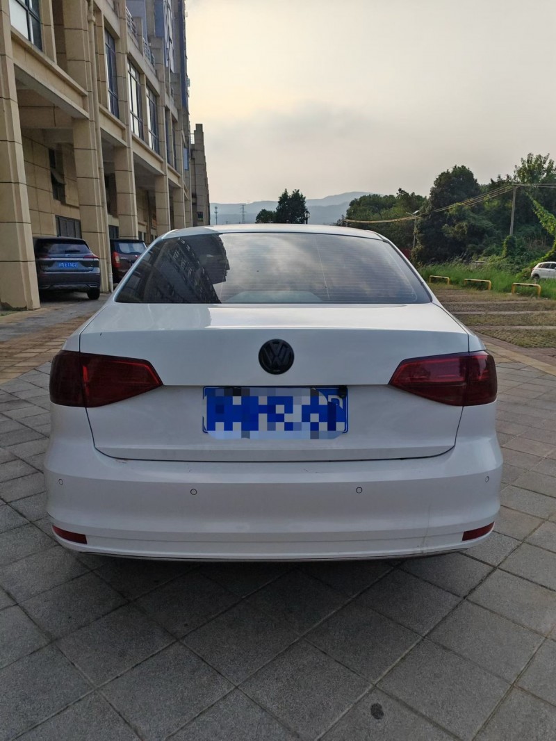 南昌18年大众速腾9