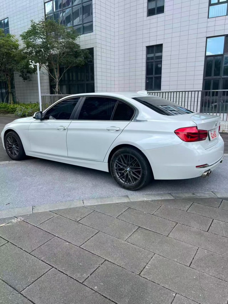 佛山16年宝马3系3