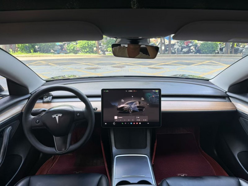 深圳23年特斯拉MODEL 33