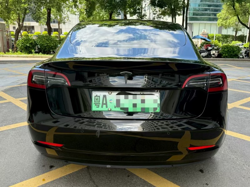 深圳23年特斯拉MODEL 36