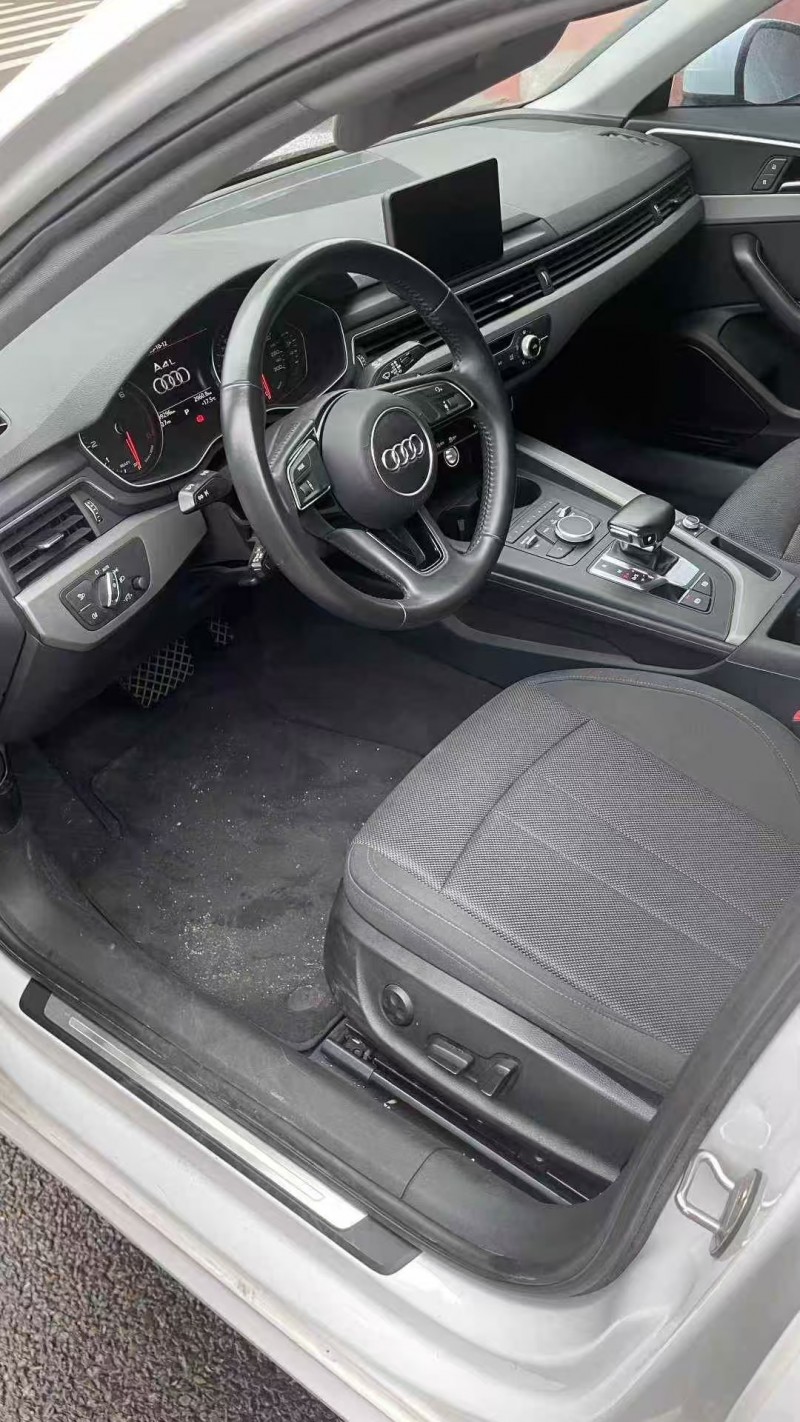 济宁18年奥迪A4L4