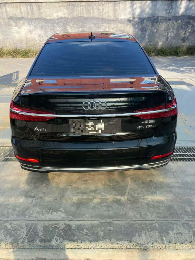 潍坊23年奥迪A6L8
