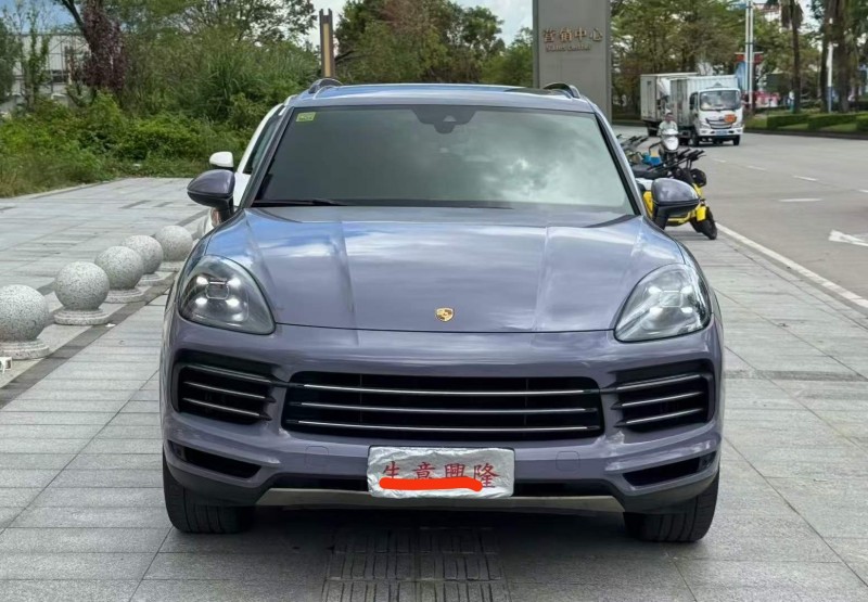 广州19年保时捷卡宴1