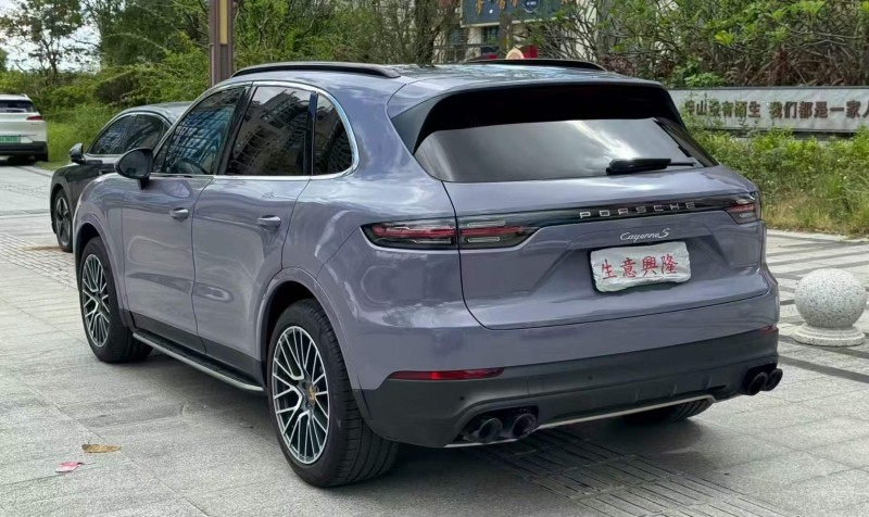 广州19年保时捷卡宴9