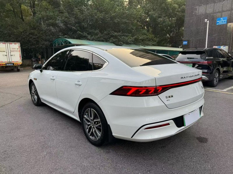 长沙24年比亚迪秦4