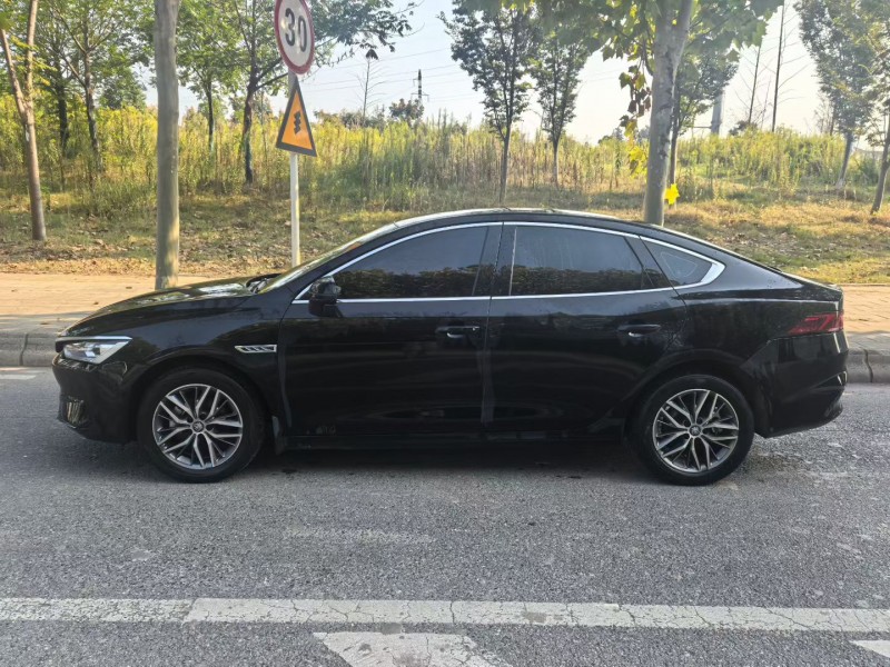 黄石24年比亚迪秦6