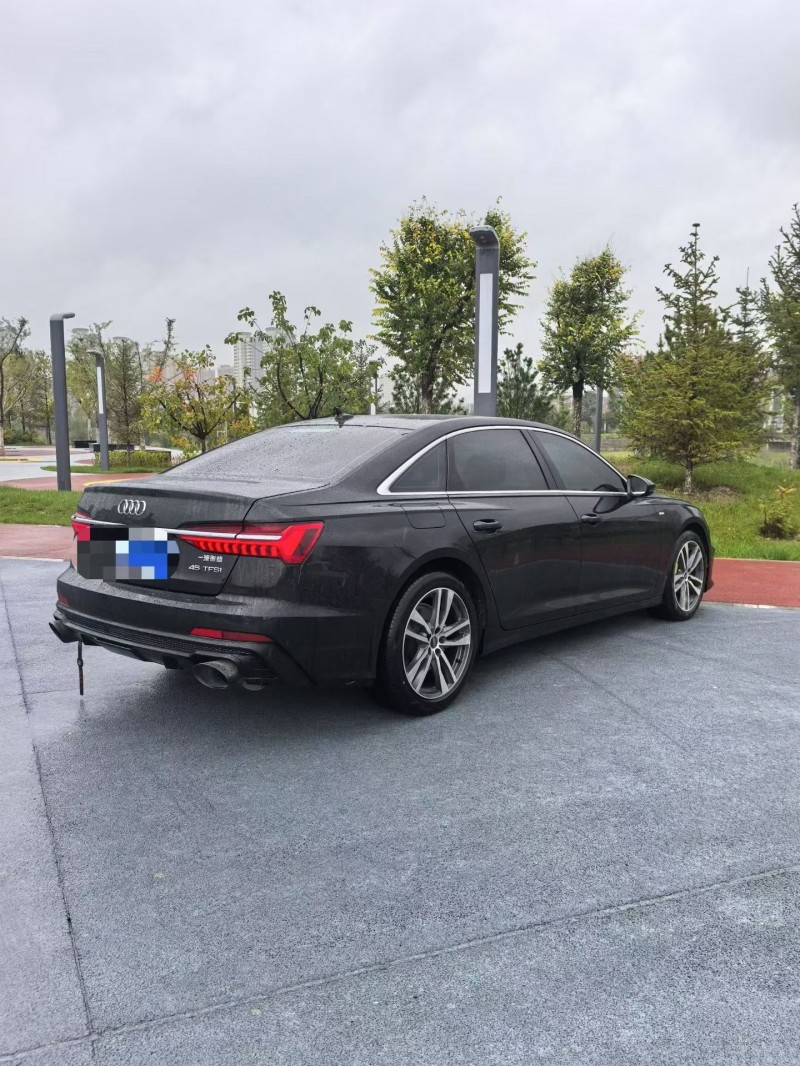 平凉23年奥迪A6L6