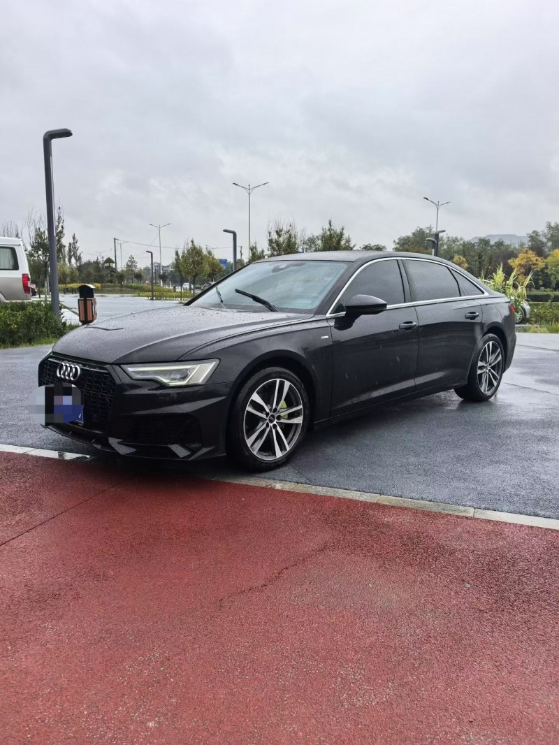 平凉23年奥迪A6L9