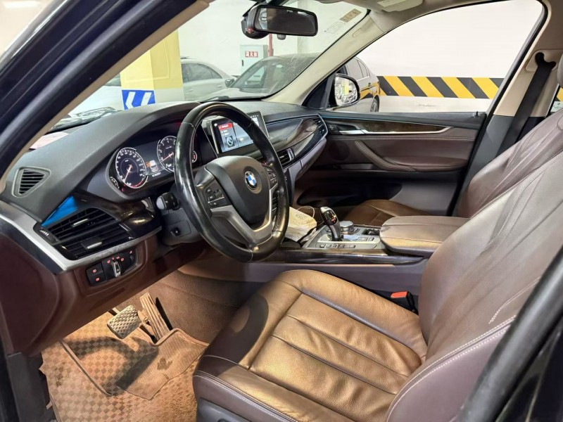 成都17年宝马X59