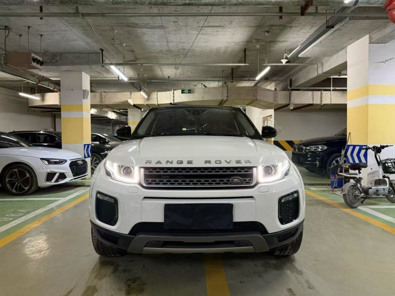 成都18年路虎极光1