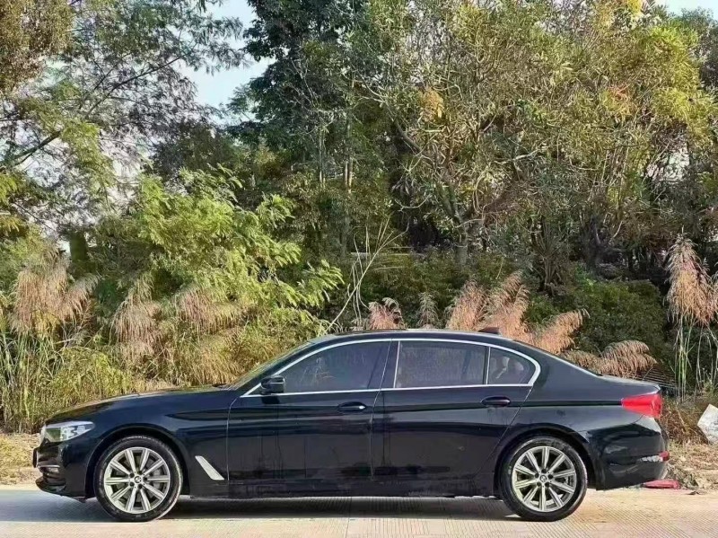 汕头18年宝马5系3