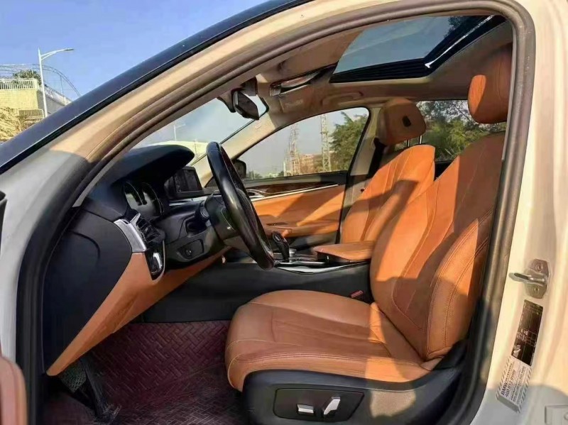 汕头18年宝马5系4