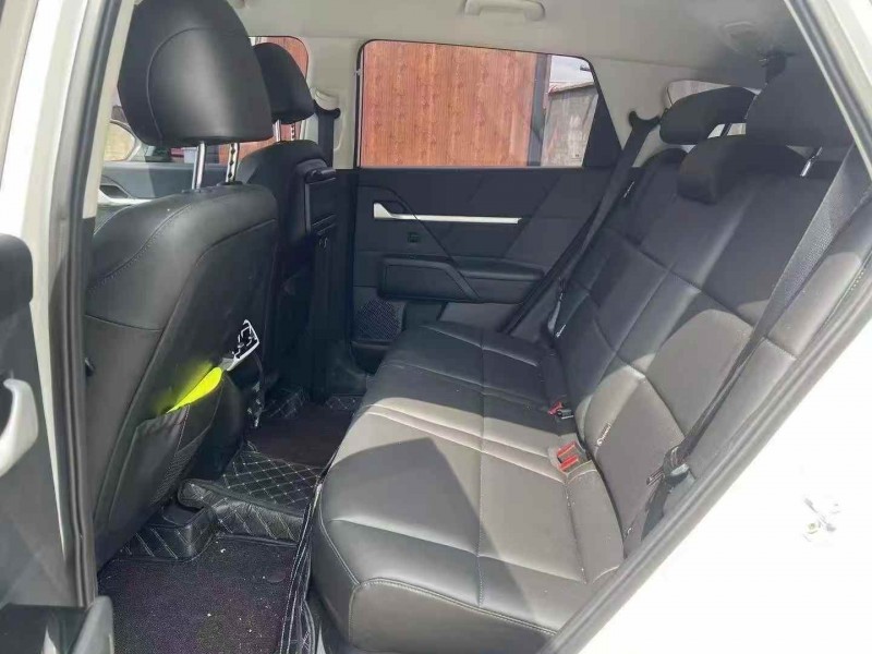 青岛24年现代沐飒4