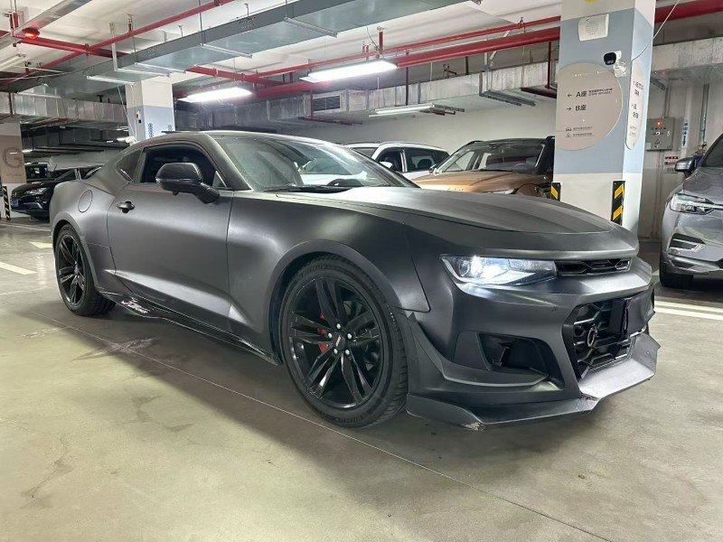 成都18年雪佛兰科迈罗9