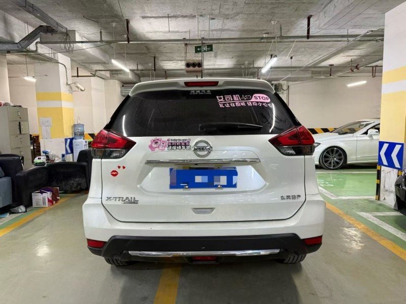 成都24年日产奇骏9