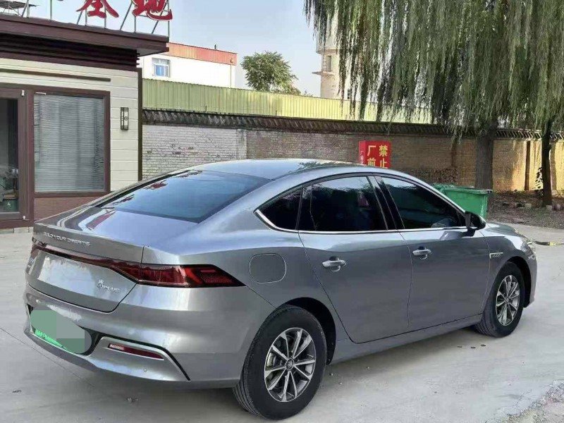 保定23年比亚迪秦7