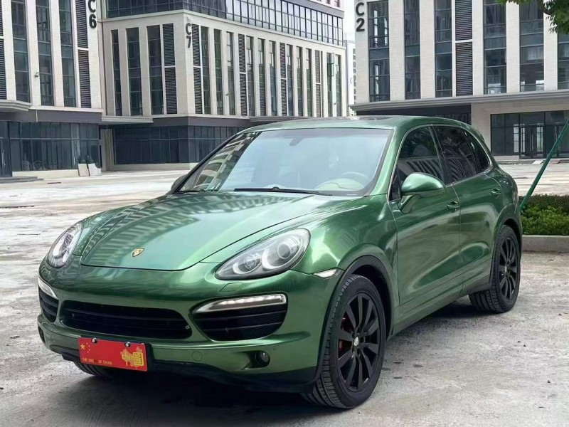 广州11年保时捷卡宴3