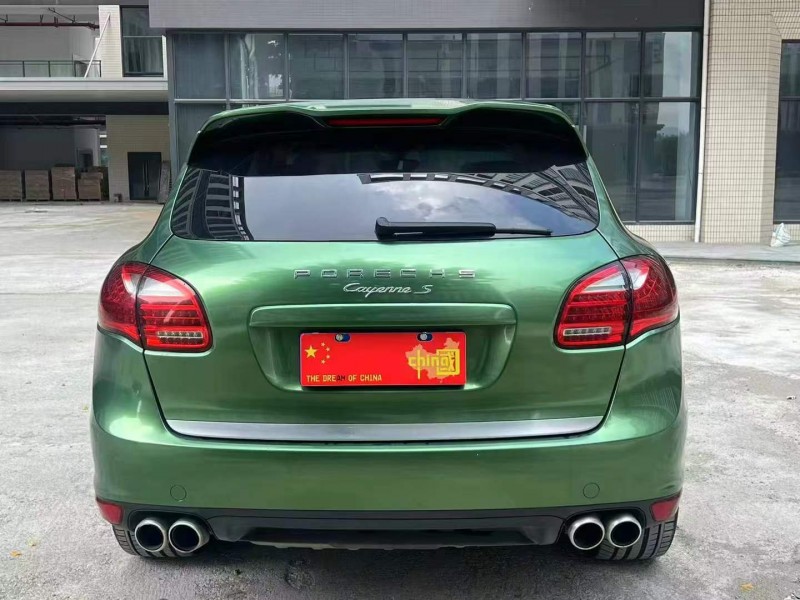 广州11年保时捷卡宴9