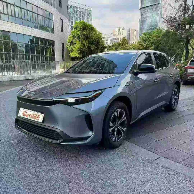 佛山25年丰田铂智3