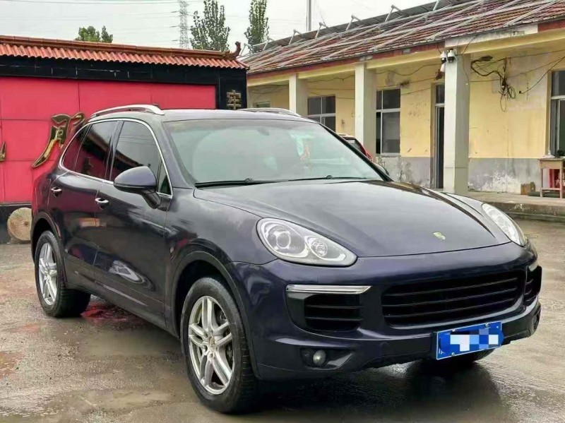 淄博18年保时捷卡宴2