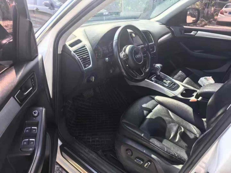 保定13年奥迪Q56