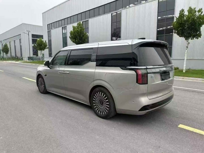 烟台23年极氪汽车0097