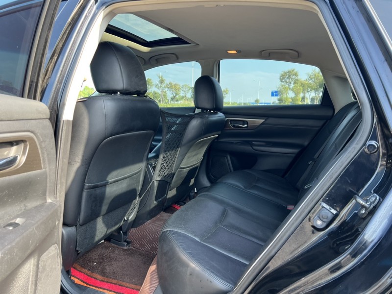 盐城15年日产天籁5