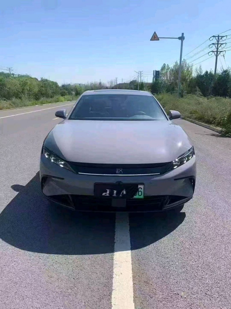 石家庄25年比亚迪汉1