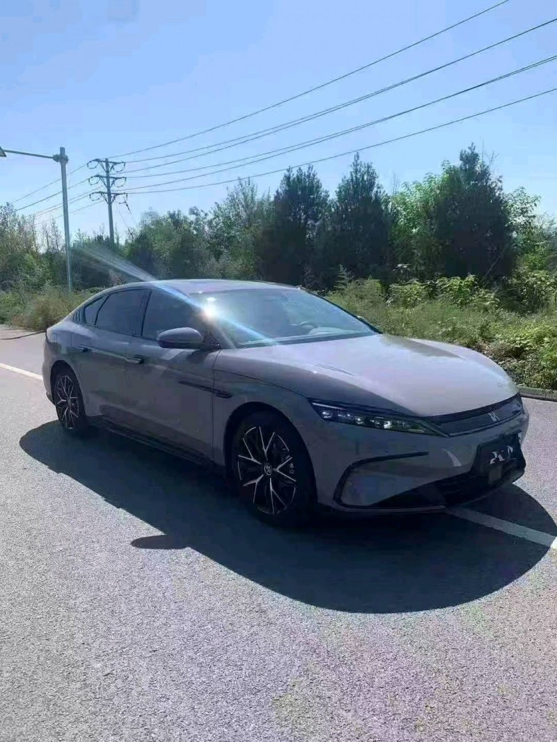 石家庄25年比亚迪汉3