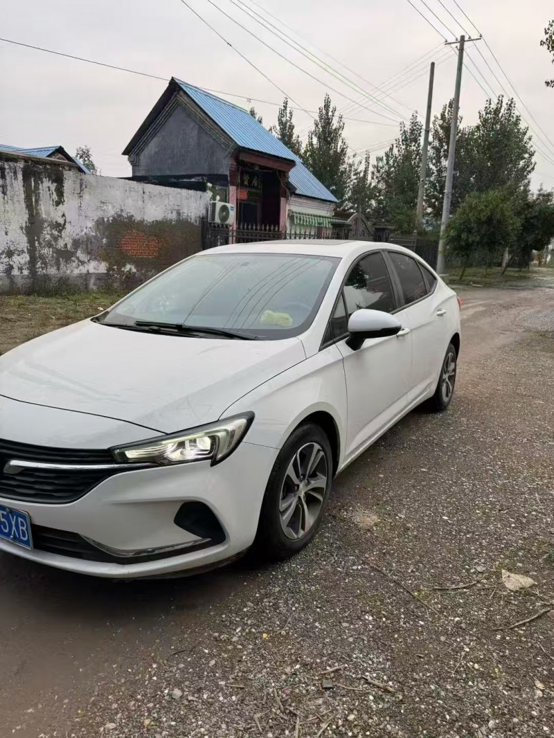 菏泽22年别克威朗3