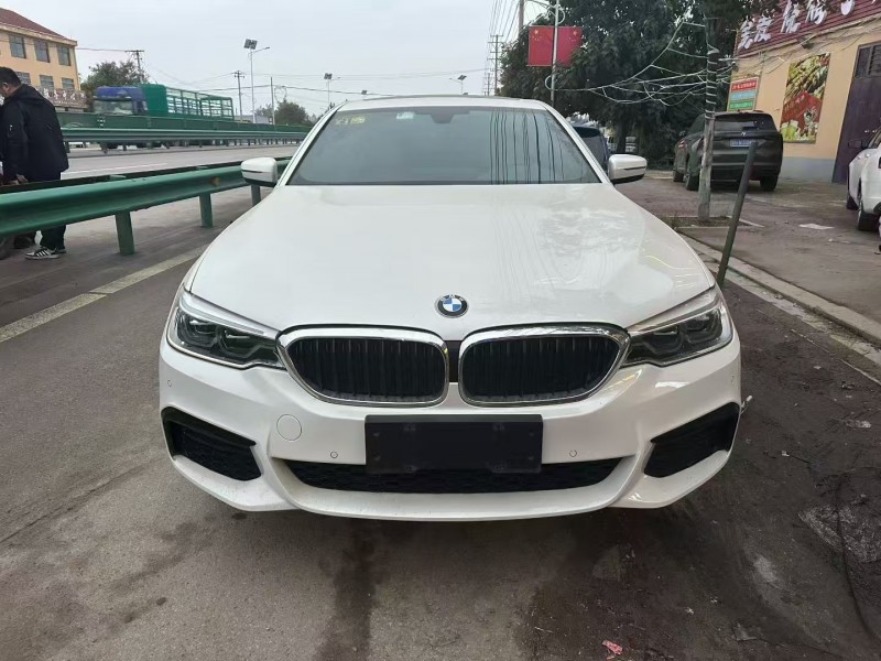 菏泽19年宝马5系1