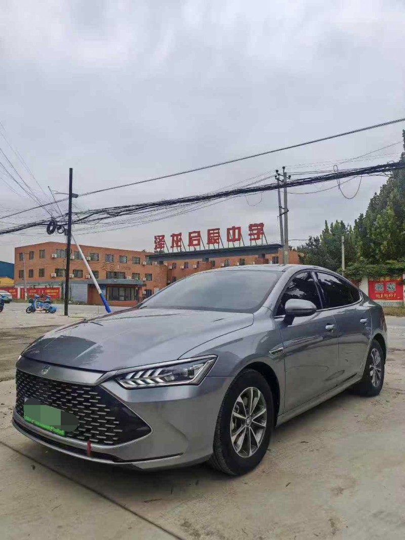 保定24年比亚迪秦2