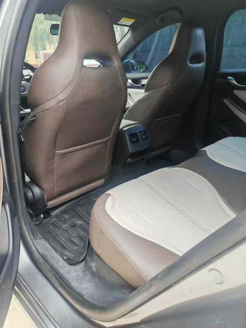 保定24年比亚迪秦6