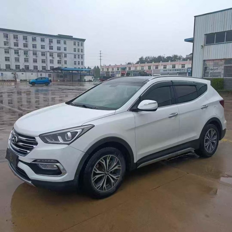 菏泽19年现代新胜达2