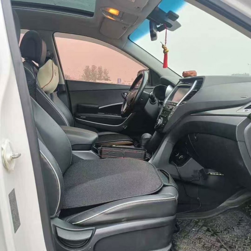 菏泽19年现代新胜达3